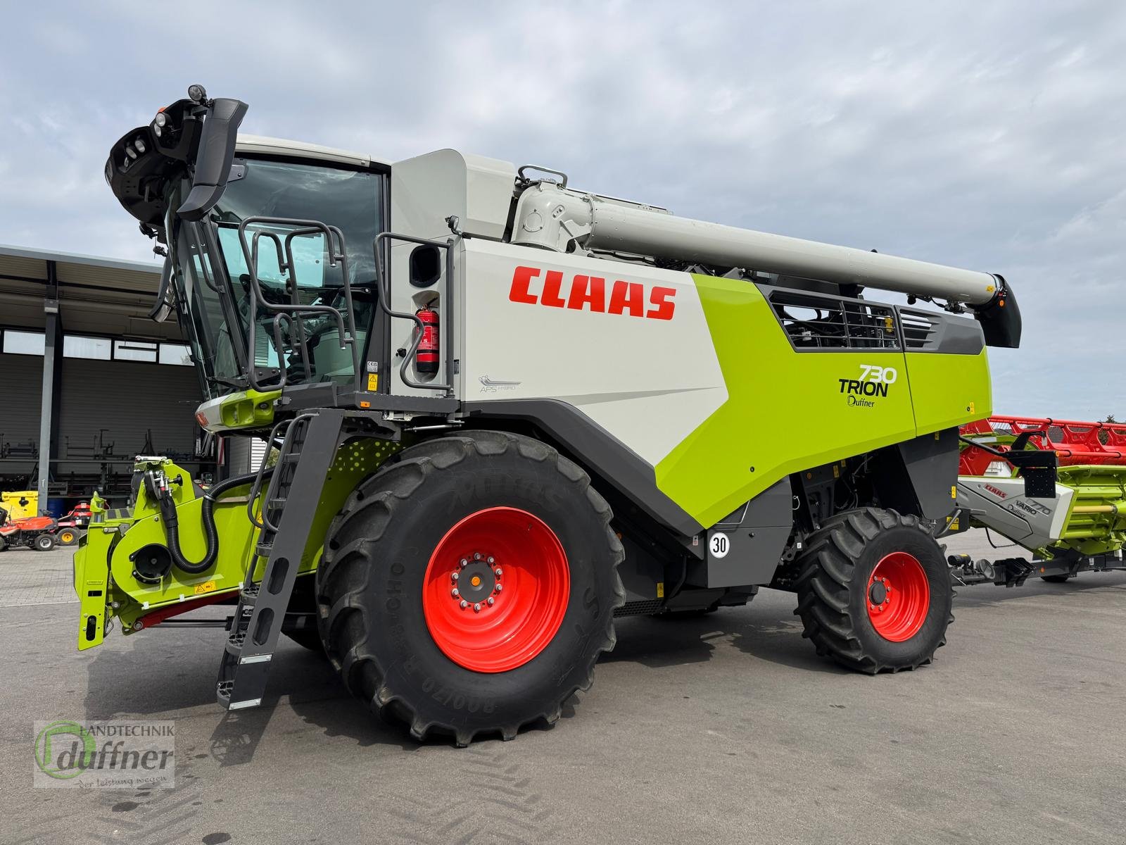 Mähdrescher tip CLAAS Trion 730, Gebrauchtmaschine in Hohentengen (Poză 1)