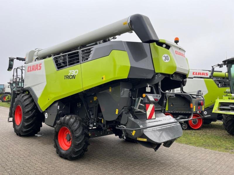 Mähdrescher от тип CLAAS TRION 730, Gebrauchtmaschine в Hockenheim (Снимка 3)
