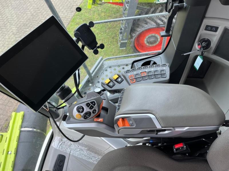 Mähdrescher от тип CLAAS TRION 730, Gebrauchtmaschine в Hockenheim (Снимка 11)