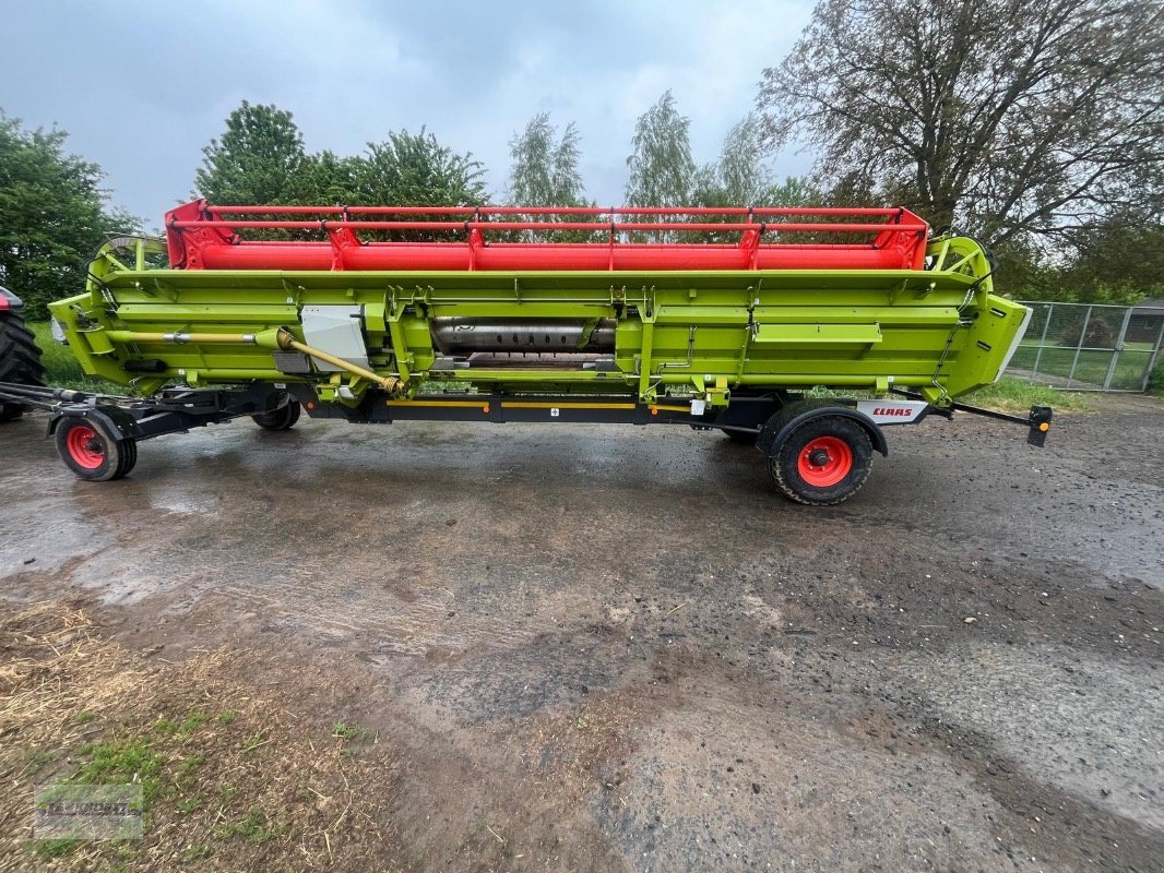 Mähdrescher of the type CLAAS Trion 730, Gebrauchtmaschine in Kunde (Picture 7)