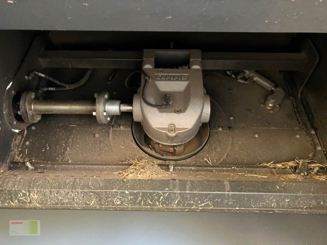 Mähdrescher del tipo CLAAS TRION 730, Gebrauchtmaschine In Bordesholm (Immagine 16)