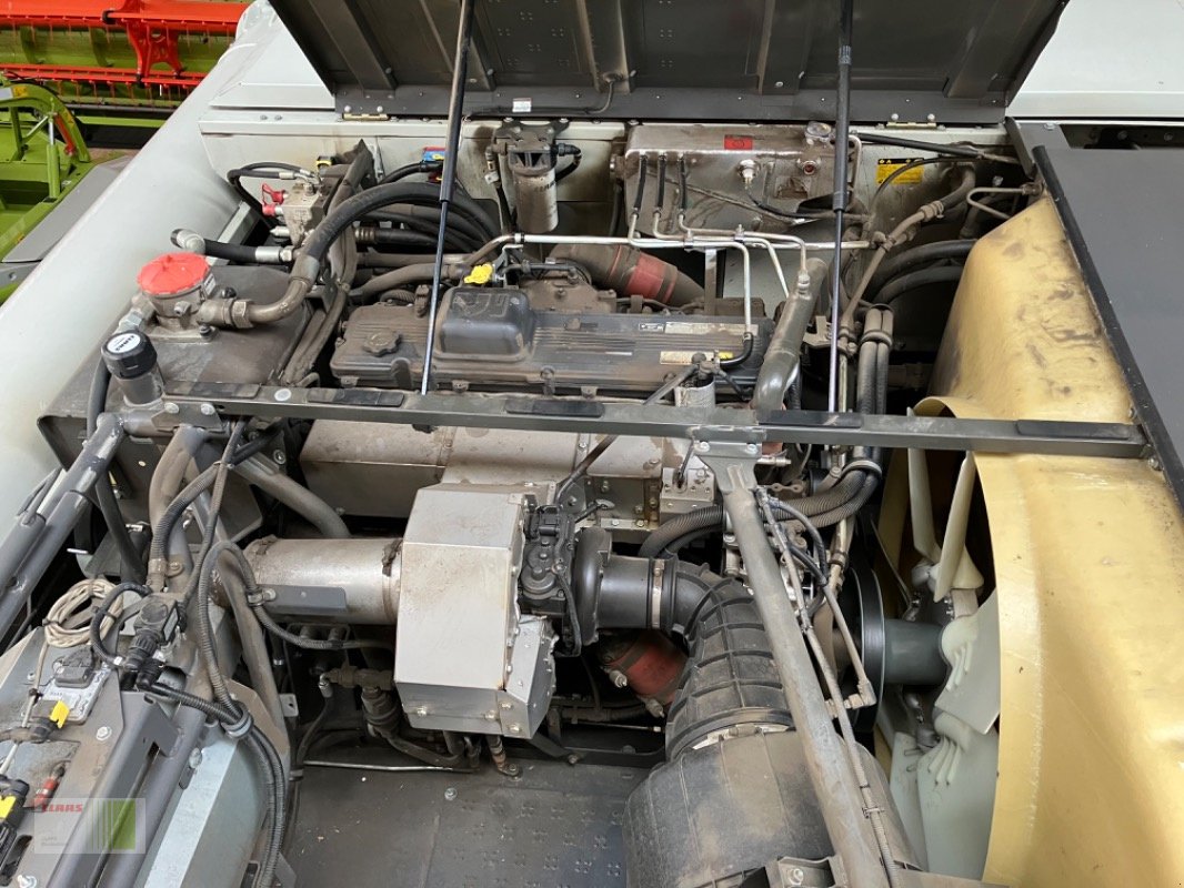Mähdrescher del tipo CLAAS TRION 730, Gebrauchtmaschine In Bordesholm (Immagine 25)