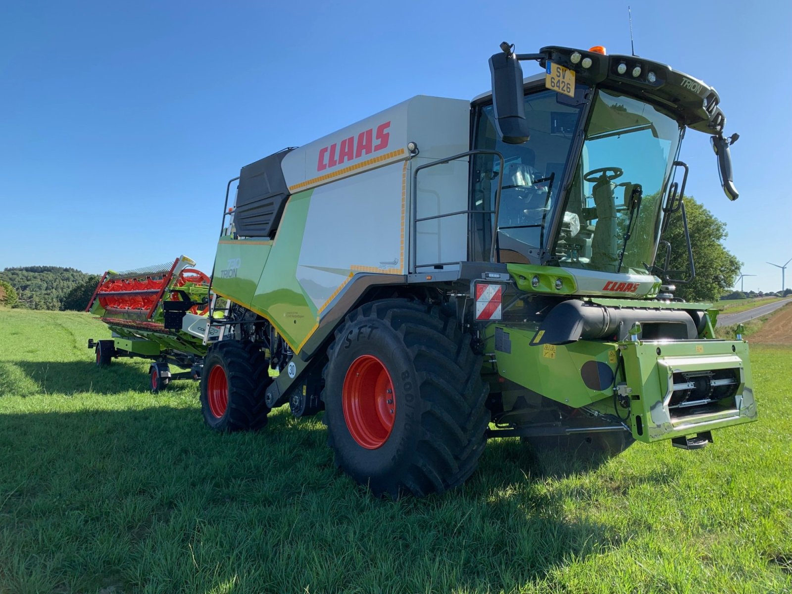 Mähdrescher tip CLAAS Trion 730, Gebrauchtmaschine in Knaphoscheid (Poză 4)