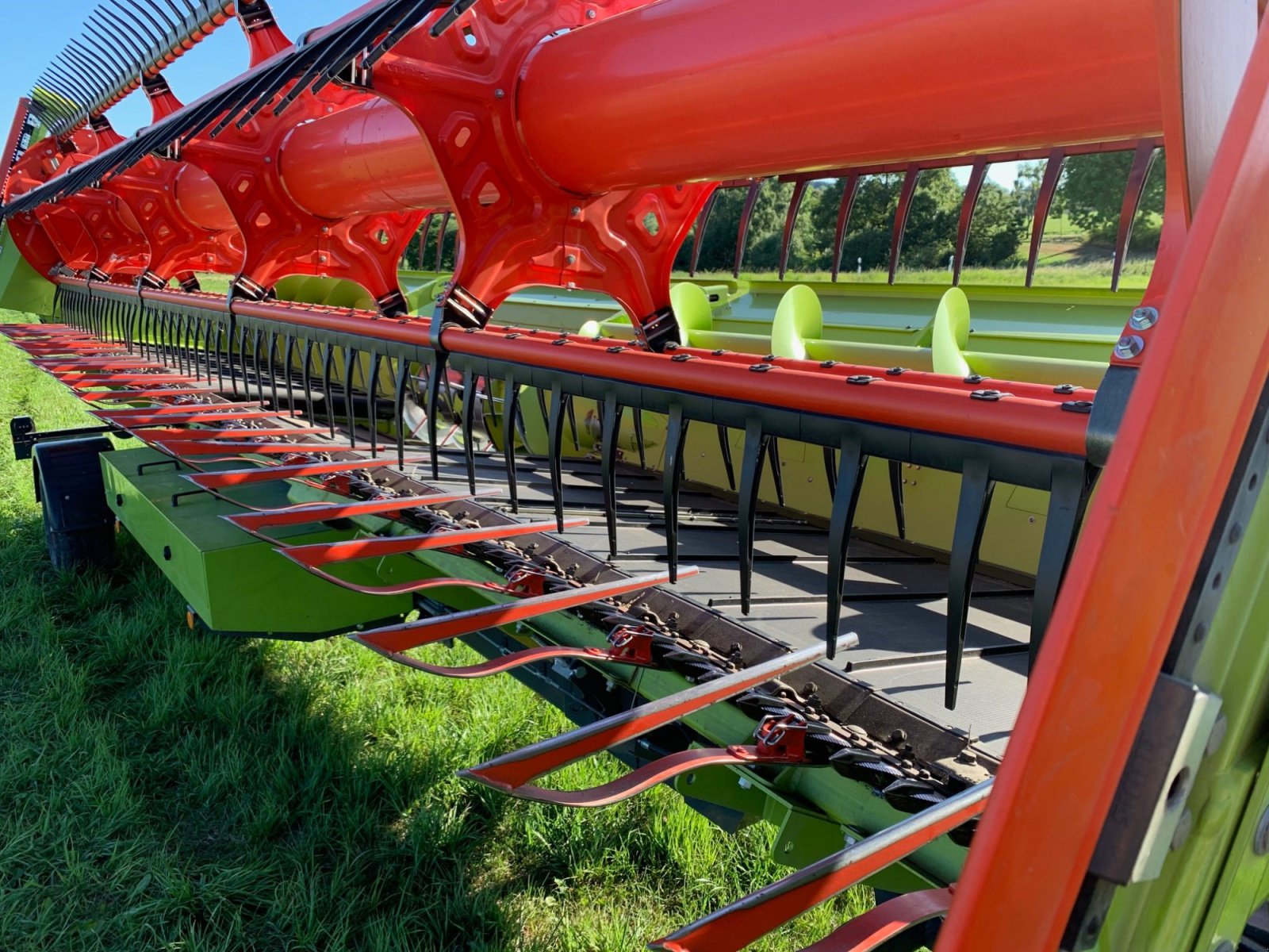 Mähdrescher tip CLAAS Trion 730, Gebrauchtmaschine in Knaphoscheid (Poză 10)