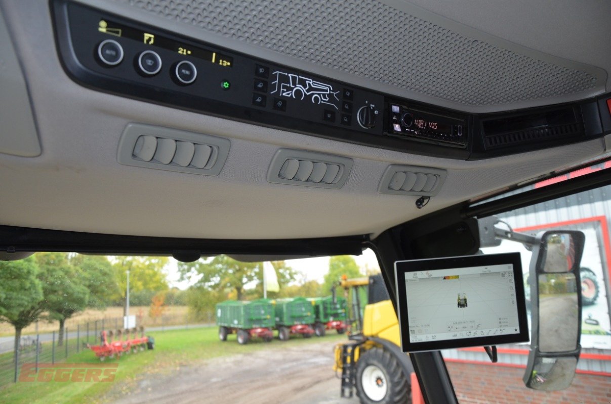 Mähdrescher of the type CLAAS TRION 740 TERRA TRAC, Neumaschine in Suhlendorf (Picture 7)