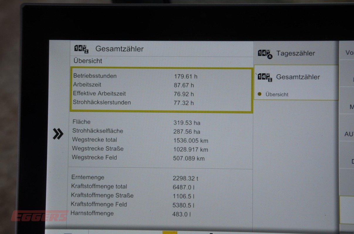 Mähdrescher of the type CLAAS TRION 740 TERRA TRAC, Neumaschine in Suhlendorf (Picture 8)