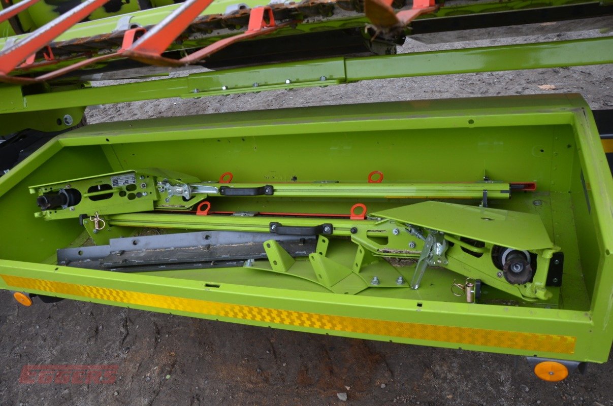 Mähdrescher of the type CLAAS TRION 740 TERRA TRAC, Neumaschine in Suhlendorf (Picture 17)