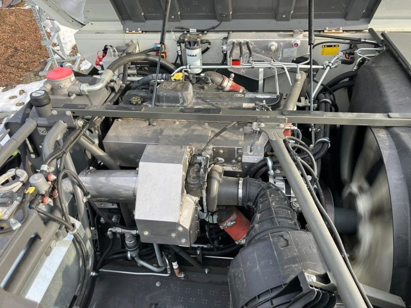 Mähdrescher του τύπου CLAAS TRION 740 TT MIT V 770, Vorführmaschine σε Moos-Langenisarhofen (Φωτογραφία 25)