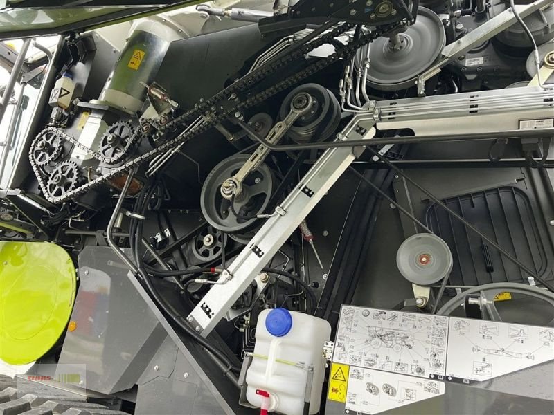 Mähdrescher des Typs CLAAS TRION 750 TERRA TRAC TT, Gebrauchtmaschine in Töging am Inn (Bild 12)