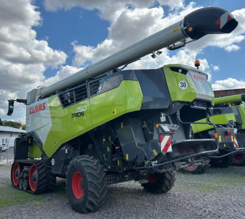 Mähdrescher tip CLAAS TRION 750 TERRA TRAC, Gebrauchtmaschine in Landsberg (Poză 3)