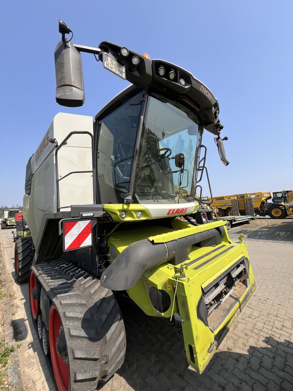 Mähdrescher typu CLAAS TRION 750 TT, Gebrauchtmaschine v Grasdorf (Obrázek 3)