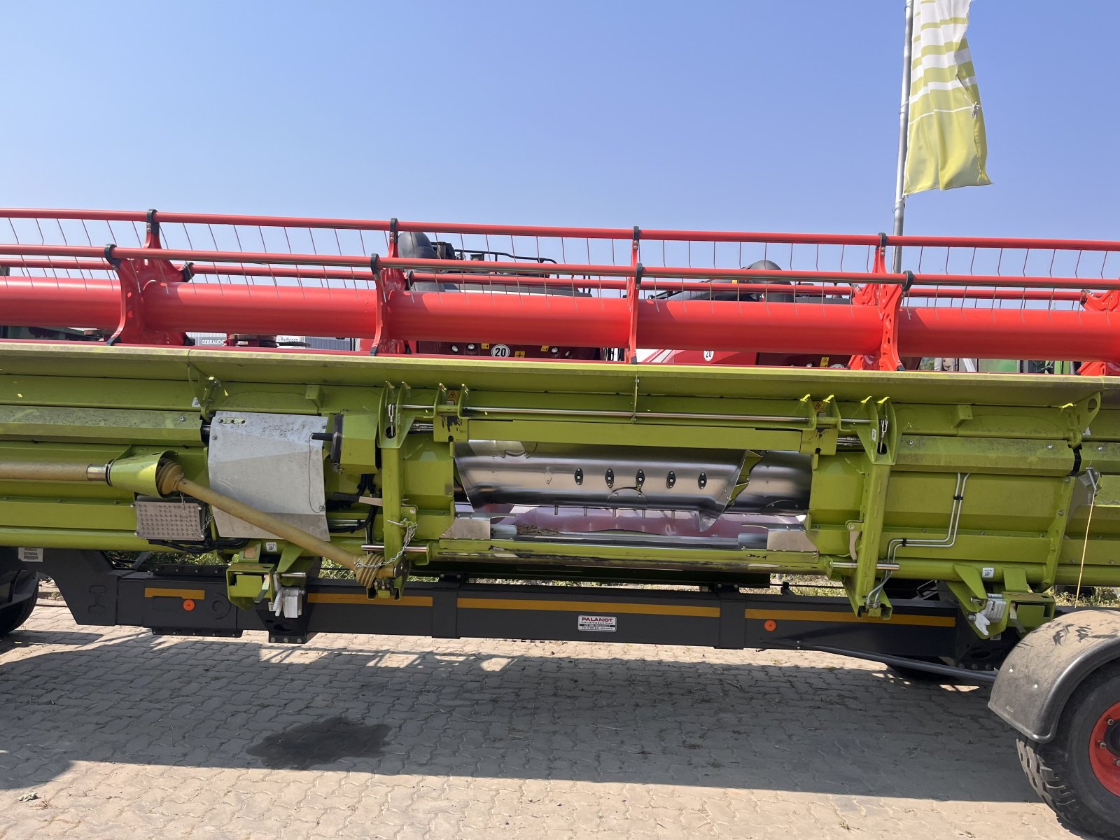 Mähdrescher typu CLAAS TRION 750 TT, Gebrauchtmaschine v Grasdorf (Obrázek 11)