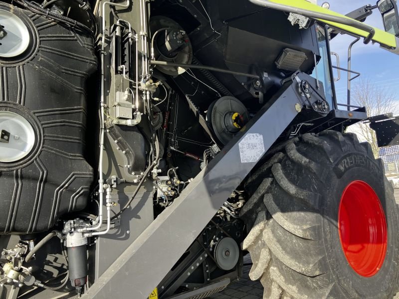 Mähdrescher tipa CLAAS TRION 750 + V770, Gebrauchtmaschine u Töging a. Inn (Slika 16)