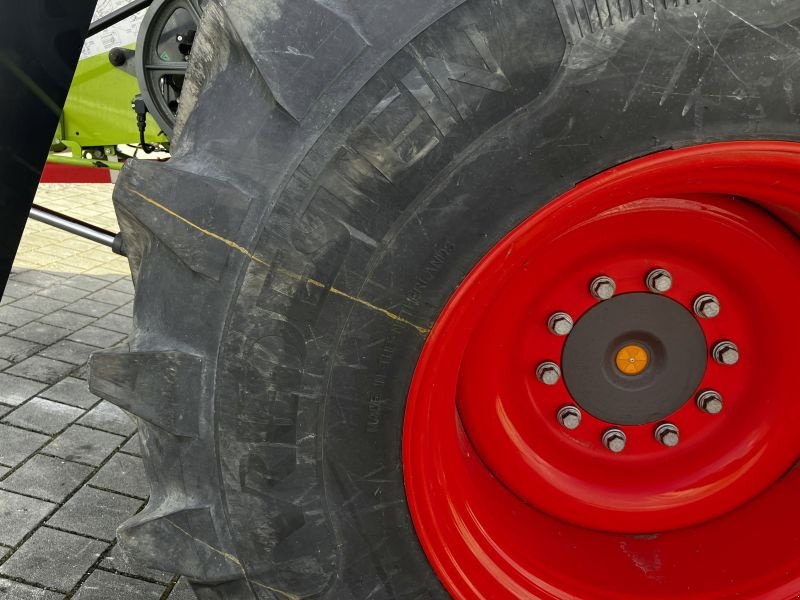 Mähdrescher tipa CLAAS TRION 750 + V770, Gebrauchtmaschine u Töging a. Inn (Slika 19)