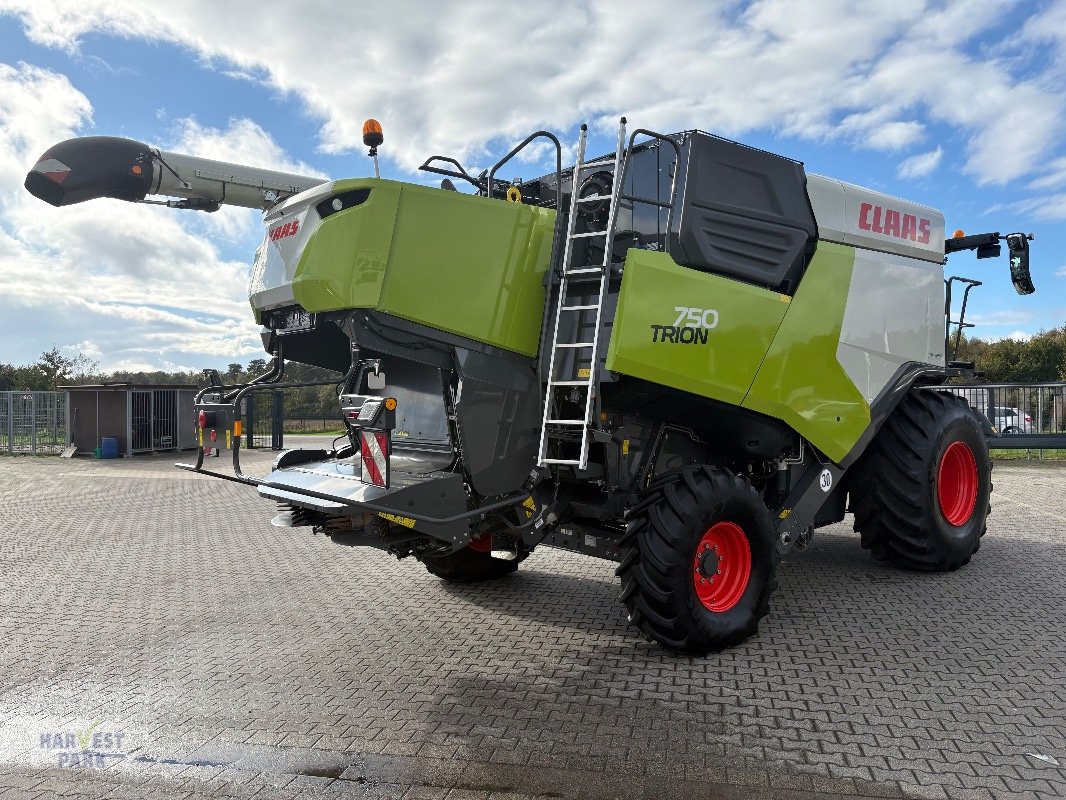 Mähdrescher of the type CLAAS TRION 750, Gebrauchtmaschine in Emsbüren (Picture 9)
