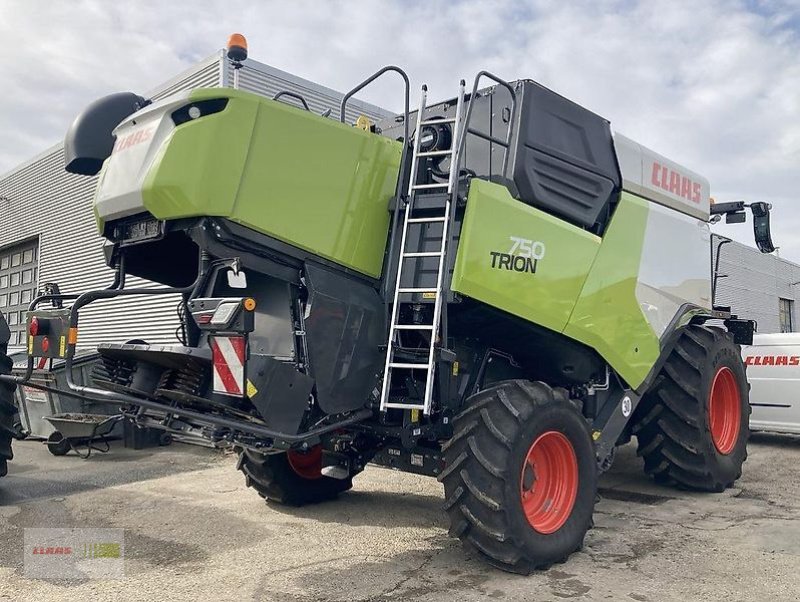 Mähdrescher des Typs CLAAS Trion 750, Vorführmaschine in Bennigsen (Bild 8)