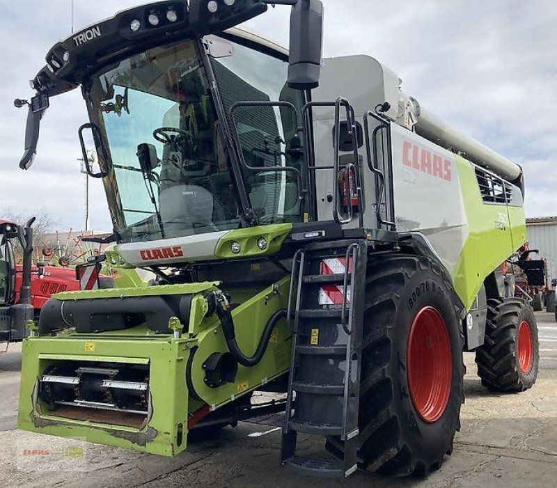 Mähdrescher des Typs CLAAS Trion 750, Vorführmaschine in Bennigsen (Bild 2)