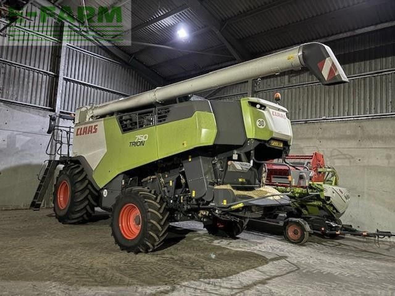 Mähdrescher tip CLAAS TRION 750, Gebrauchtmaschine in CUPAR (Poză 1)