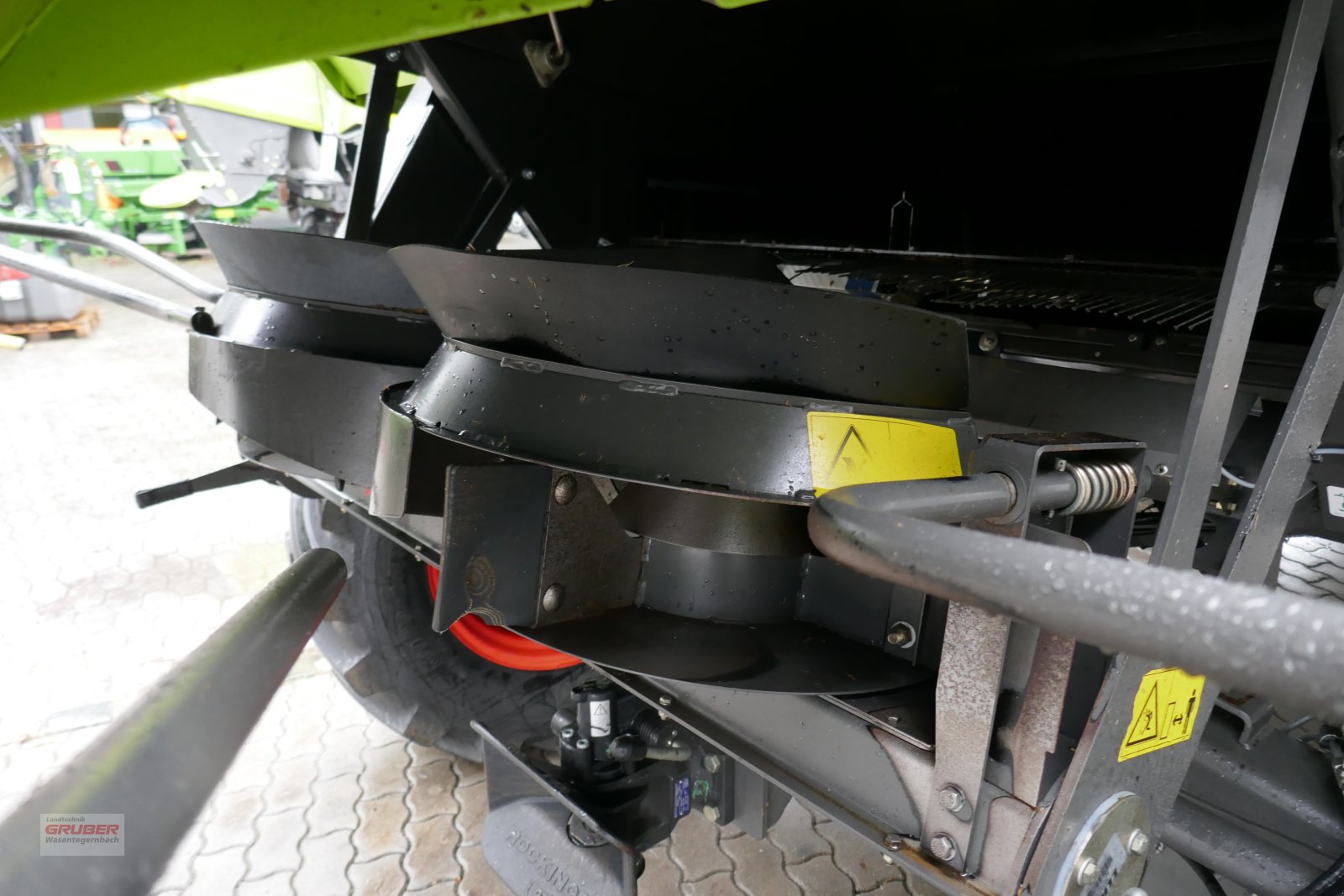 Mähdrescher typu CLAAS Tucano 320 4-Trac - inkl. SW V540, Gebrauchtmaschine v Dorfen (Obrázek 8)