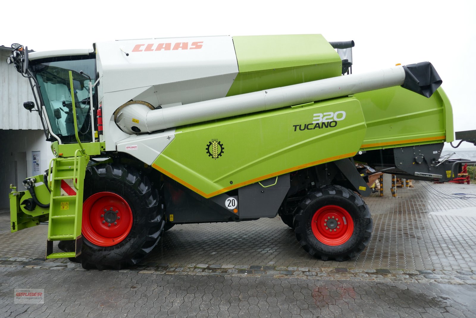Mähdrescher typu CLAAS Tucano 320 4-Trac - inkl. SW V540, Gebrauchtmaschine v Dorfen (Obrázek 14)
