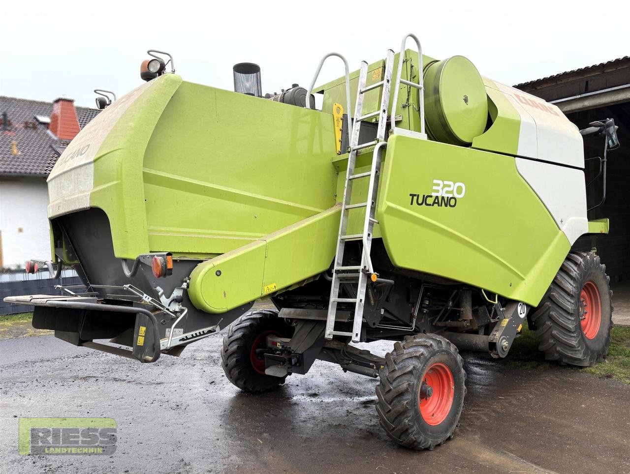 Mähdrescher tip CLAAS TUCANO 320 + C490, Gebrauchtmaschine in Homberg/Ohm - Maulbach (Poză 3)