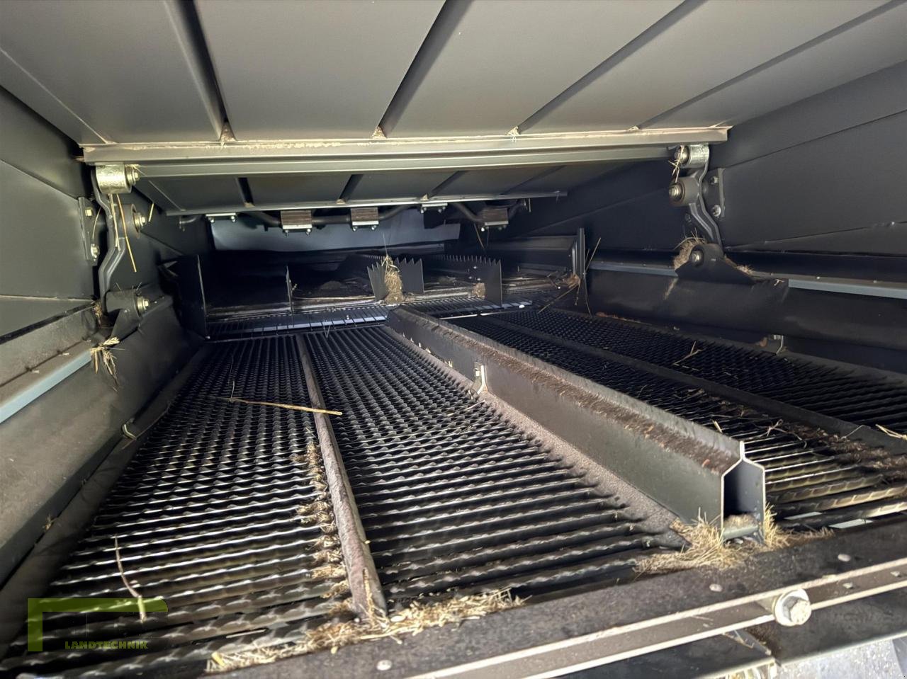 Mähdrescher tip CLAAS TUCANO 320 + C490, Gebrauchtmaschine in Homberg/Ohm - Maulbach (Poză 15)