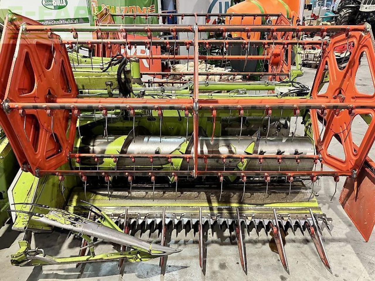 Mähdrescher del tipo CLAAS tucano 320, Gebrauchtmaschine In Sierning (Immagine 9)