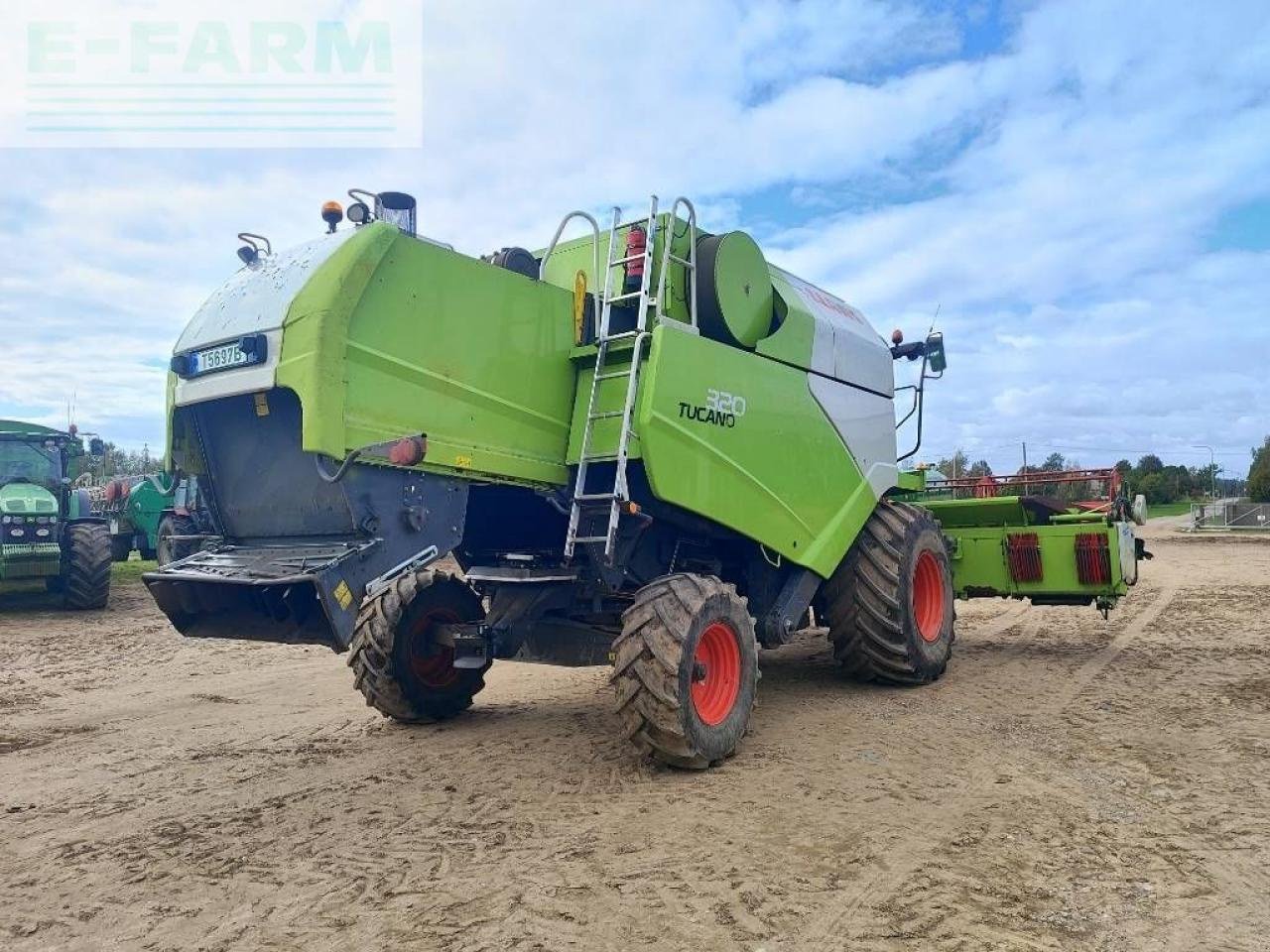 Mähdrescher Türe ait CLAAS tucano 320, Gebrauchtmaschine içinde BABTŲ K. (resim 4)