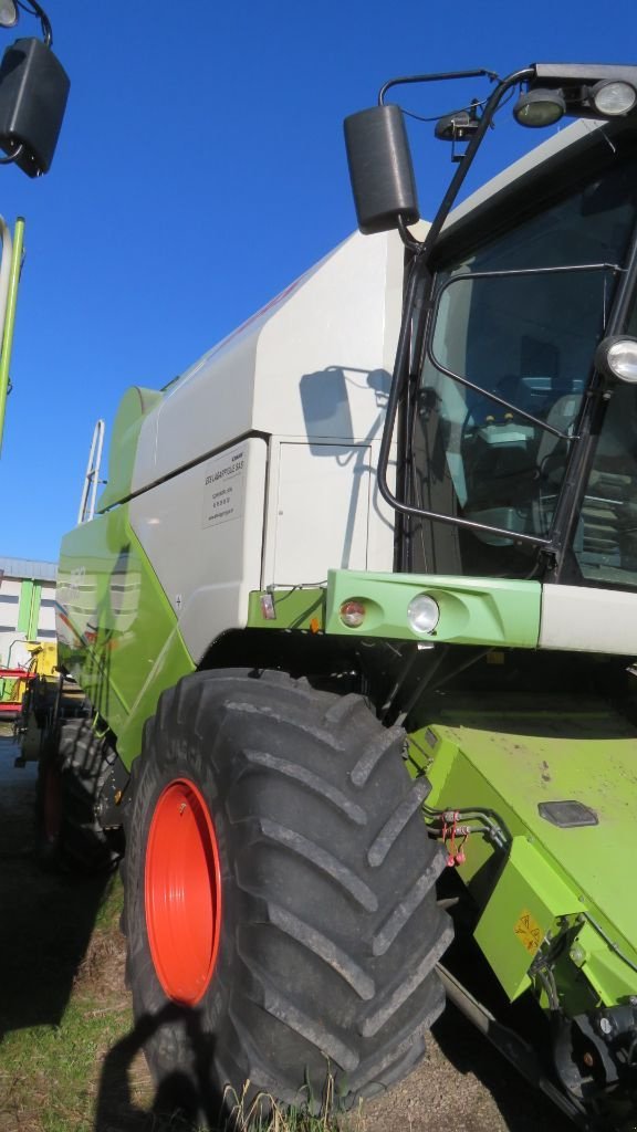 Mähdrescher van het type CLAAS TUCANO 320, Gebrauchtmaschine in MORLHON LE HAUT (Foto 5)