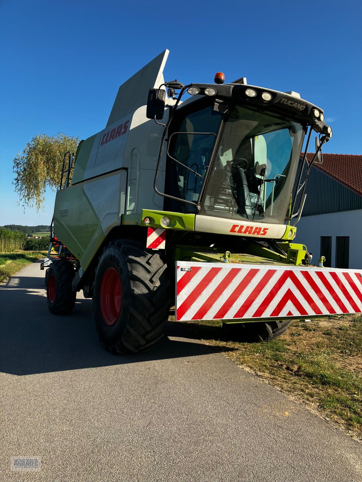 Mähdrescher typu CLAAS Tucano 320, Gebrauchtmaschine v Salching bei Straubing (Obrázek 5)