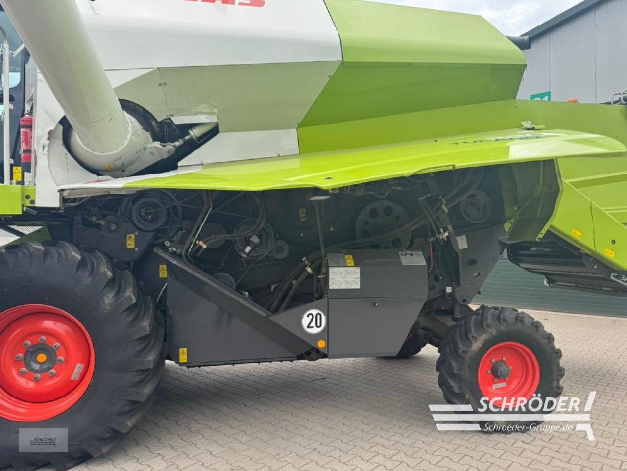 Mähdrescher of the type CLAAS TUCANO 320, Gebrauchtmaschine in Twistringen (Picture 18)