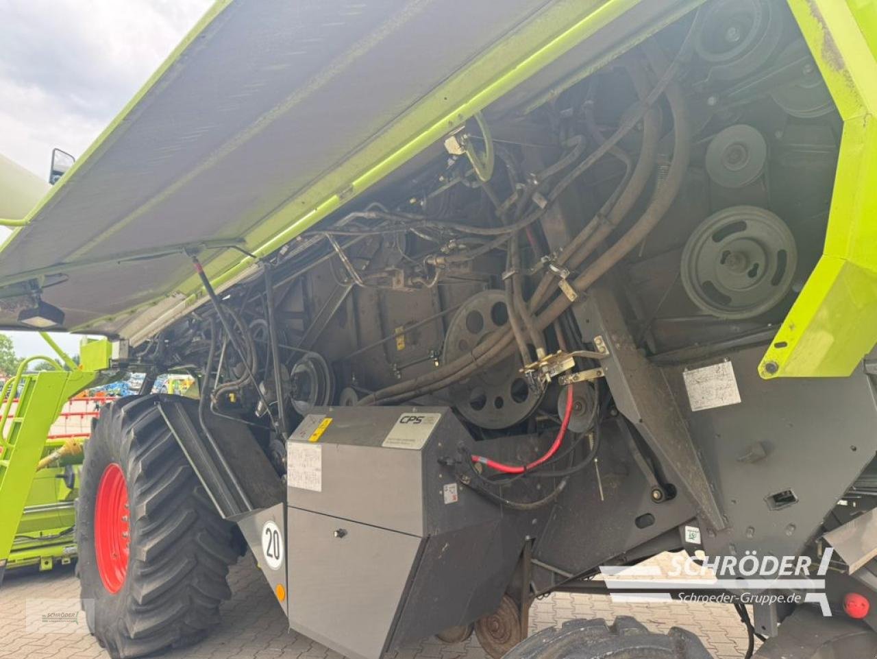 Mähdrescher of the type CLAAS TUCANO 320, Gebrauchtmaschine in Twistringen (Picture 20)