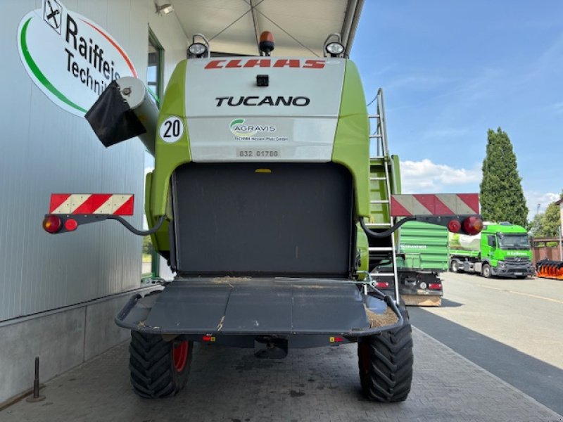Mähdrescher del tipo CLAAS Tucano 320, Gebrauchtmaschine en Gudensberg (Imagen 3)
