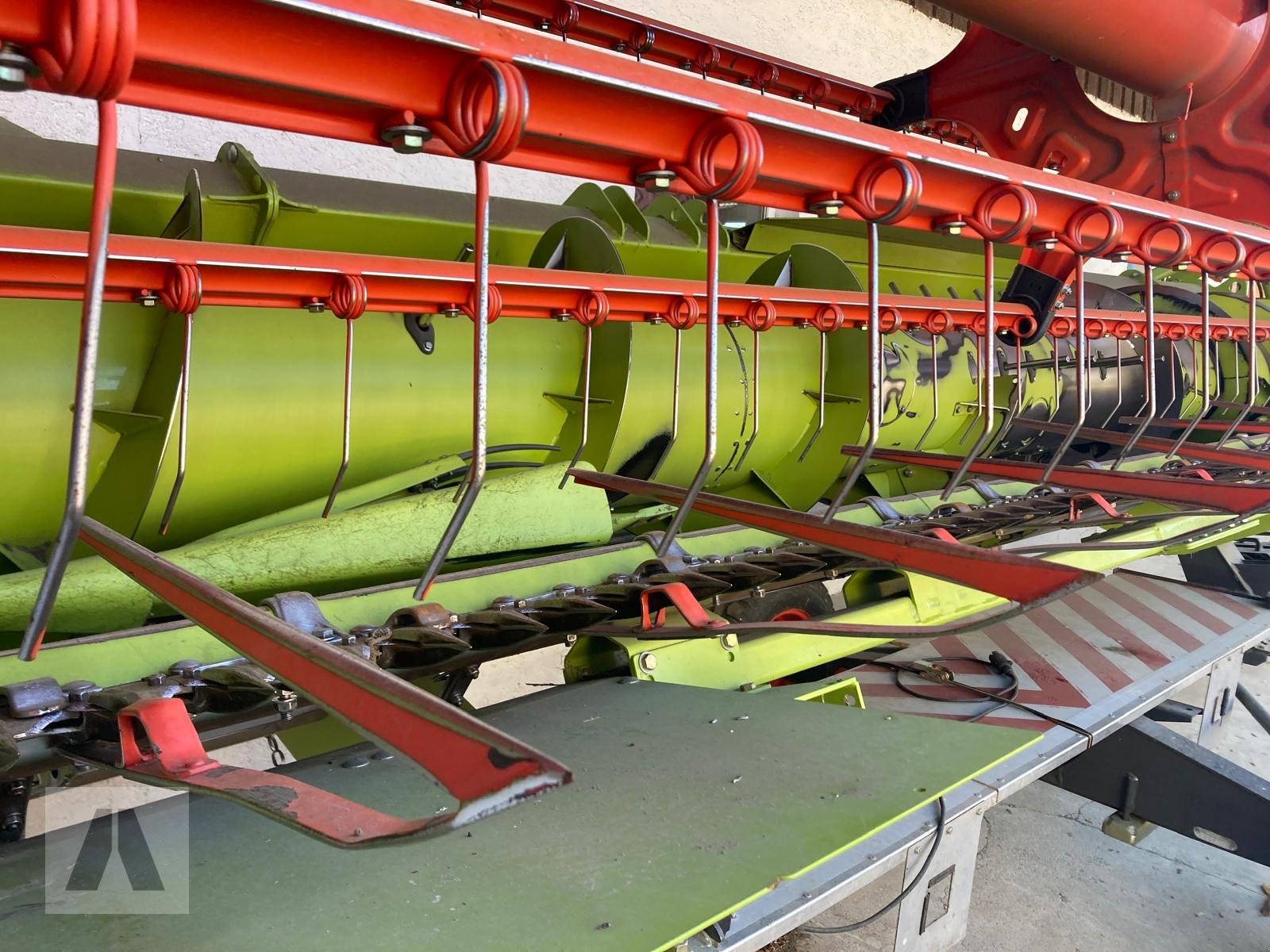 Mähdrescher van het type CLAAS Tucano 420 125000€ brutto, Gebrauchtmaschine in Regensburg (Foto 11)