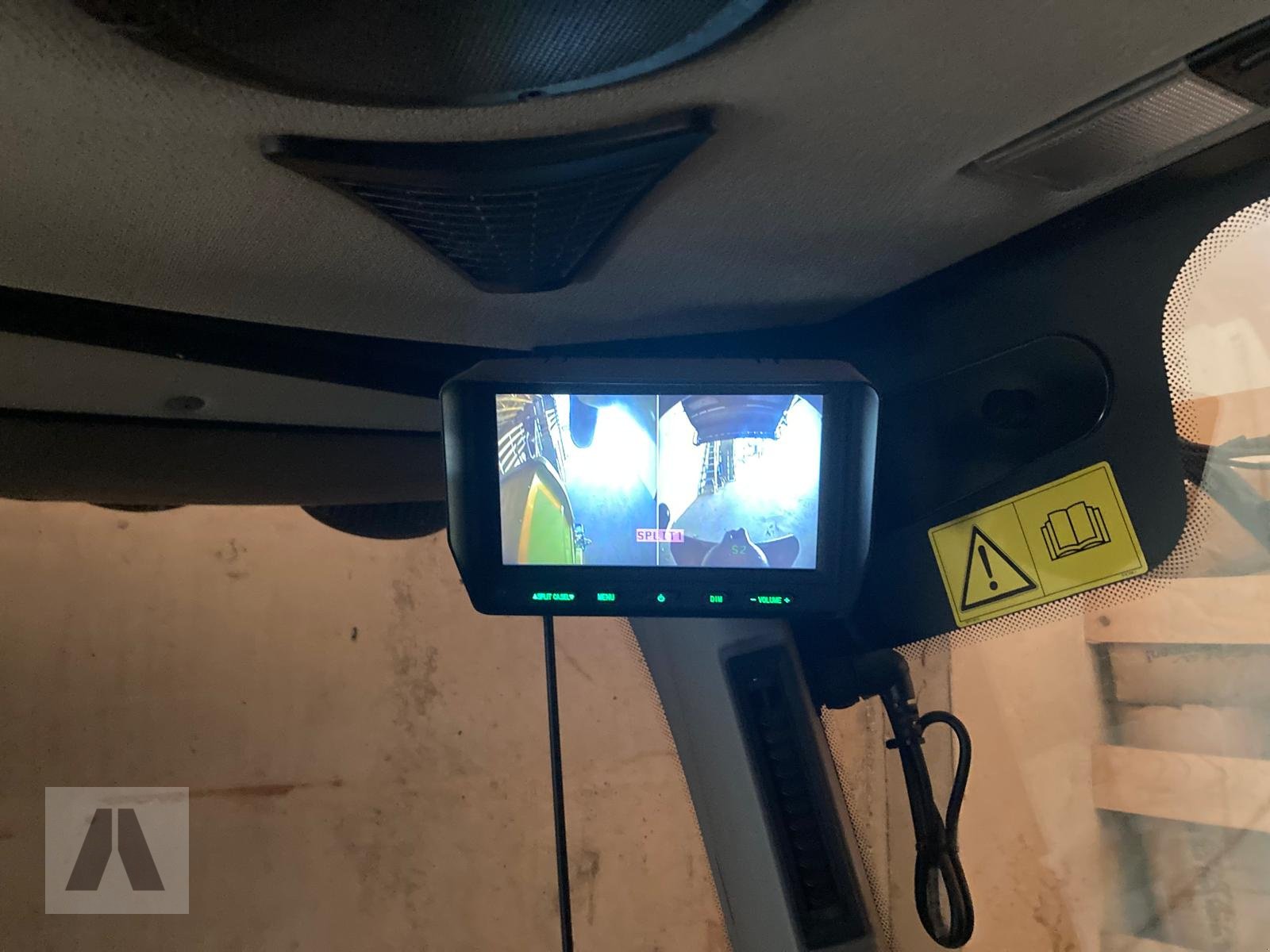 Mähdrescher van het type CLAAS Tucano 420 125000€ brutto, Gebrauchtmaschine in Regensburg (Foto 14)