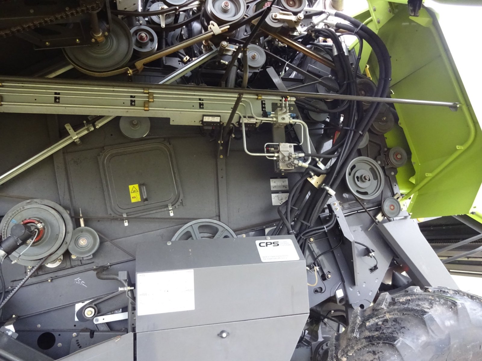 Mähdrescher typu CLAAS Tucano 420 ALLRAD, Gebrauchtmaschine v Breitenbrunn (Obrázek 23)