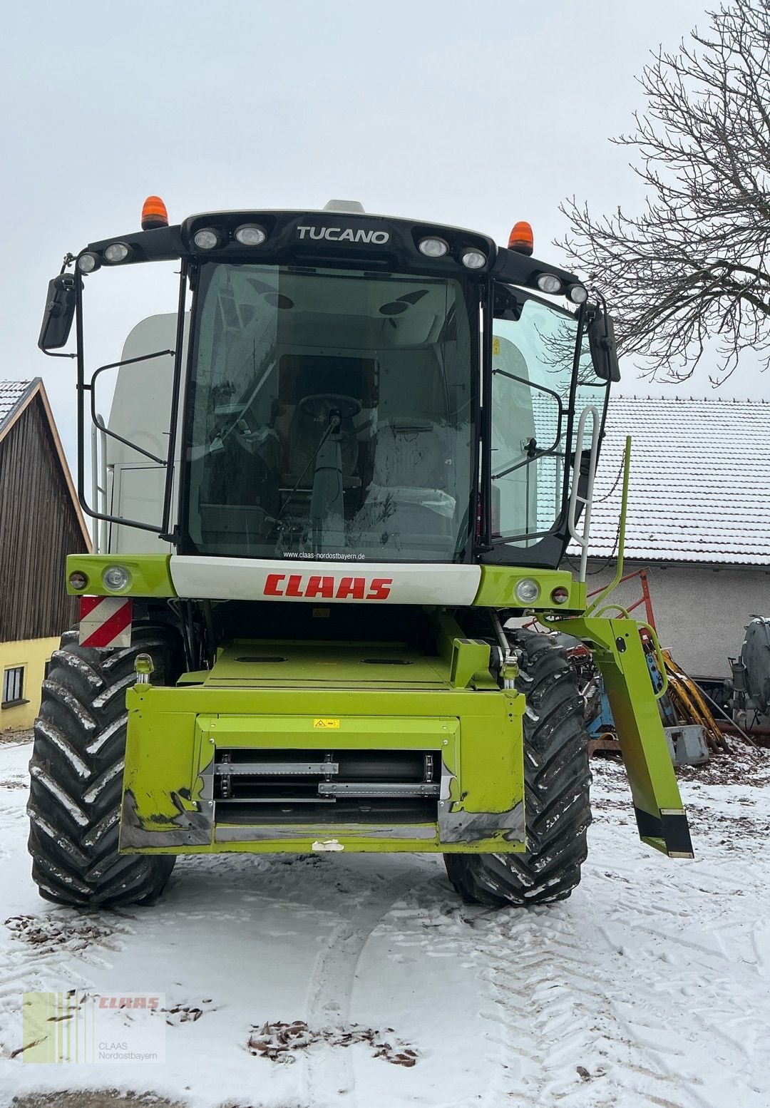 Mähdrescher du type CLAAS Tucano 420 + V540 (Raps) + Transportwagen, Gebrauchtmaschine en Cham (Photo 2)