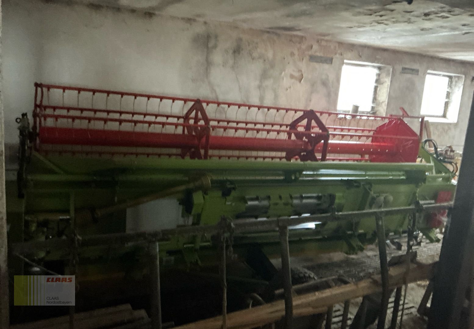 Mähdrescher du type CLAAS Tucano 420 + V540 (Raps) + Transportwagen, Gebrauchtmaschine en Cham (Photo 14)