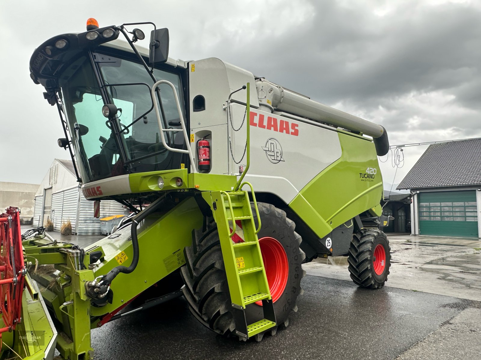 Mähdrescher des Typs CLAAS Tucano 420, Gebrauchtmaschine in Rankweil (Bild 12)