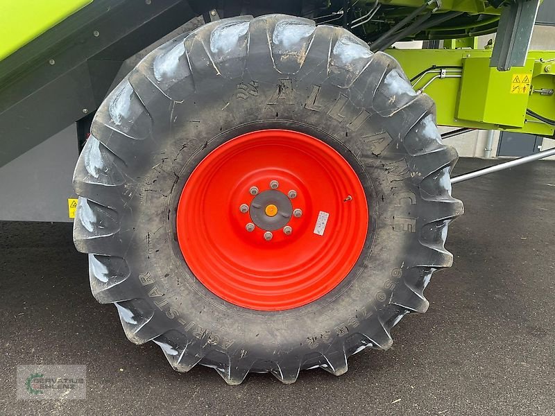 Mähdrescher типа CLAAS Tucano 430 + C540, Gebrauchtmaschine в Rittersdorf (Фотография 14)