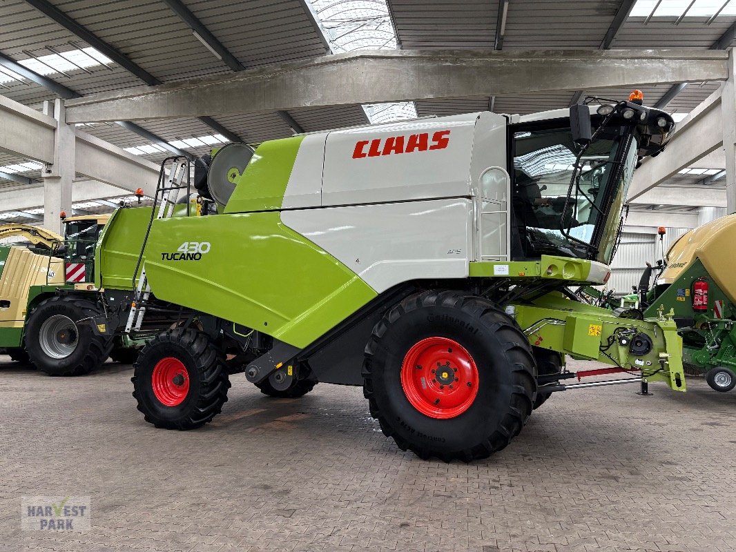Mähdrescher of the type CLAAS Tucano 430, Gebrauchtmaschine in Emsbüren (Picture 2)
