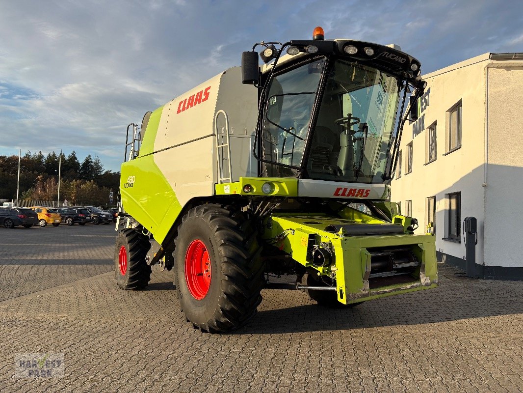 Mähdrescher of the type CLAAS Tucano 430, Gebrauchtmaschine in Emsbüren (Picture 1)