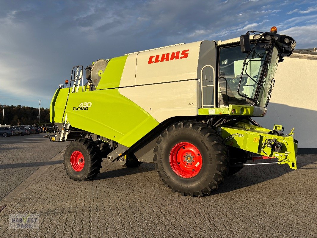 Mähdrescher of the type CLAAS Tucano 430, Gebrauchtmaschine in Emsbüren (Picture 9)