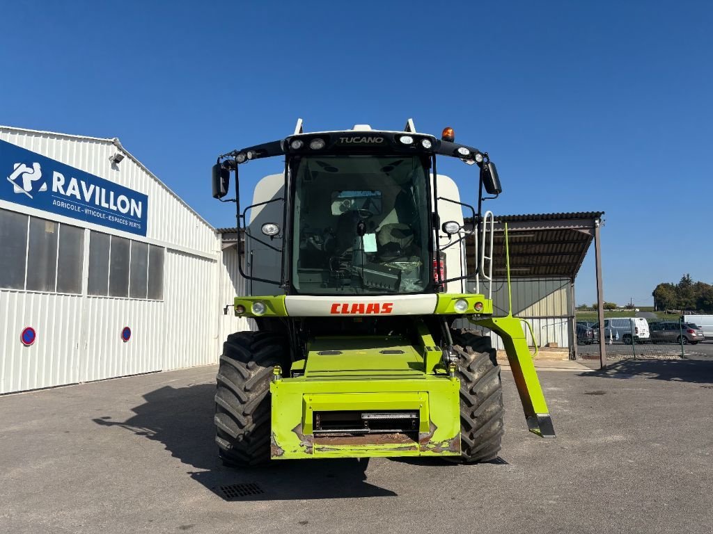 Mähdrescher del tipo CLAAS TUCANO 430, Gebrauchtmaschine In VERT TOULON (Immagine 11)