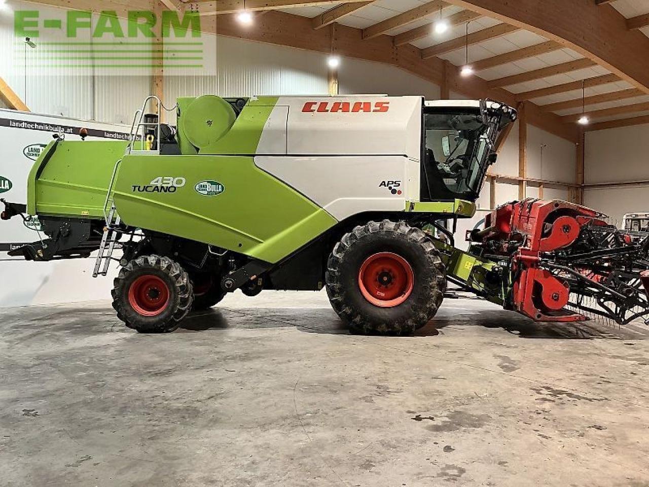 Mähdrescher typu CLAAS tucano 430, Gebrauchtmaschine v Sierning (Obrázok 3)