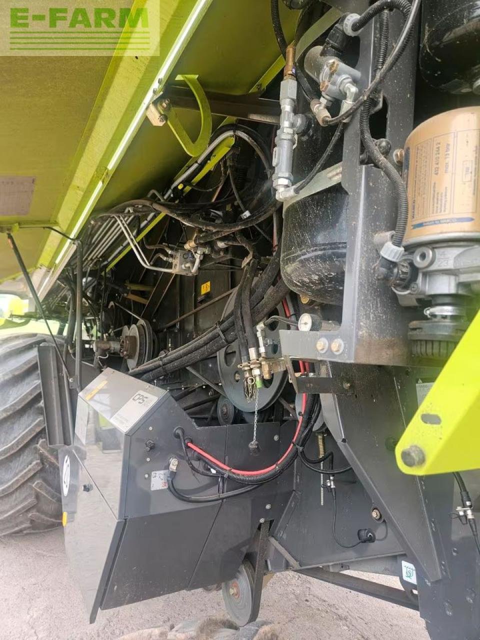 Mähdrescher del tipo CLAAS Tucano 430, Gebrauchtmaschine en Hamburg (Imagen 5)