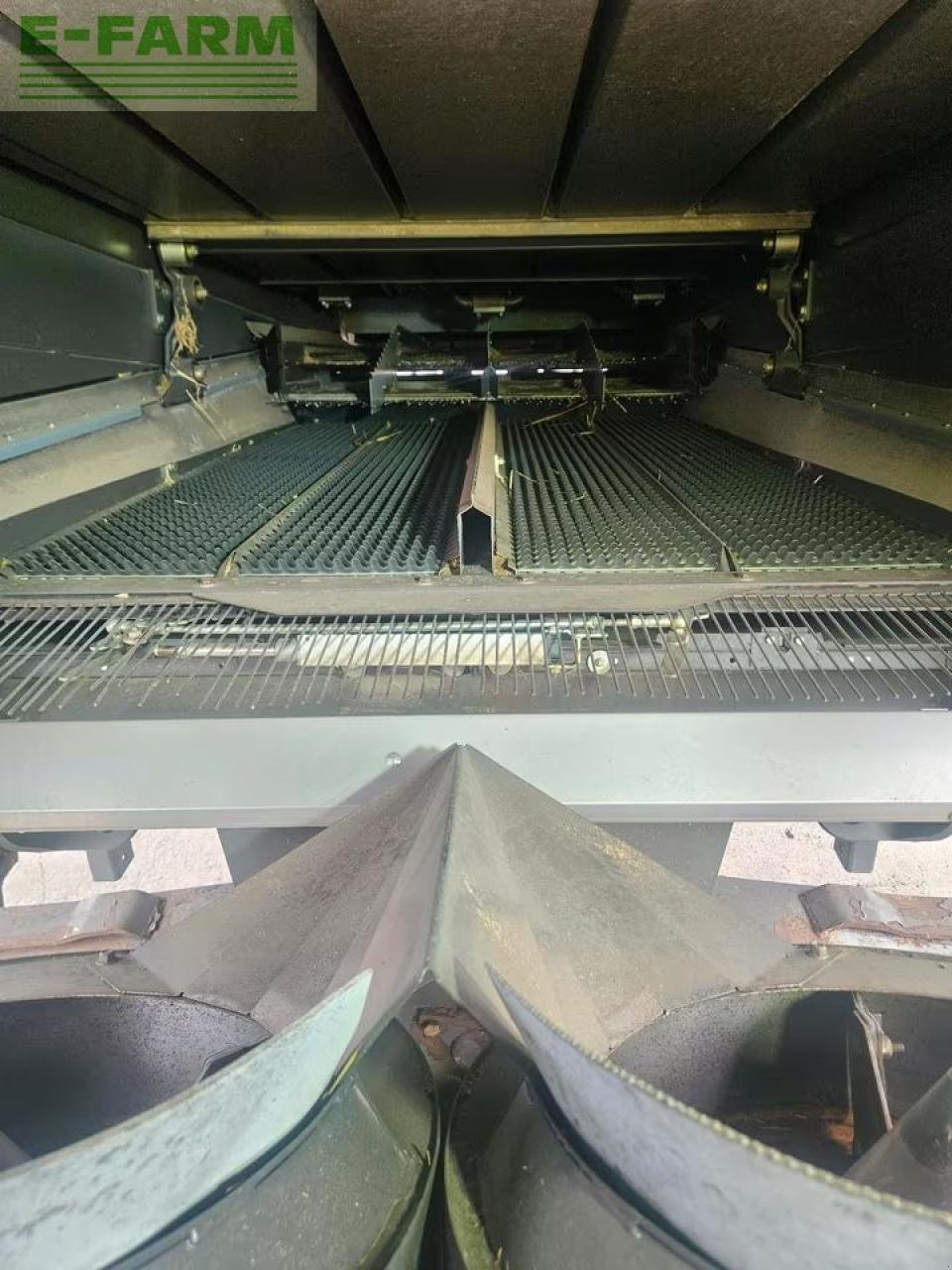 Mähdrescher del tipo CLAAS Tucano 430, Gebrauchtmaschine en Hamburg (Imagen 9)
