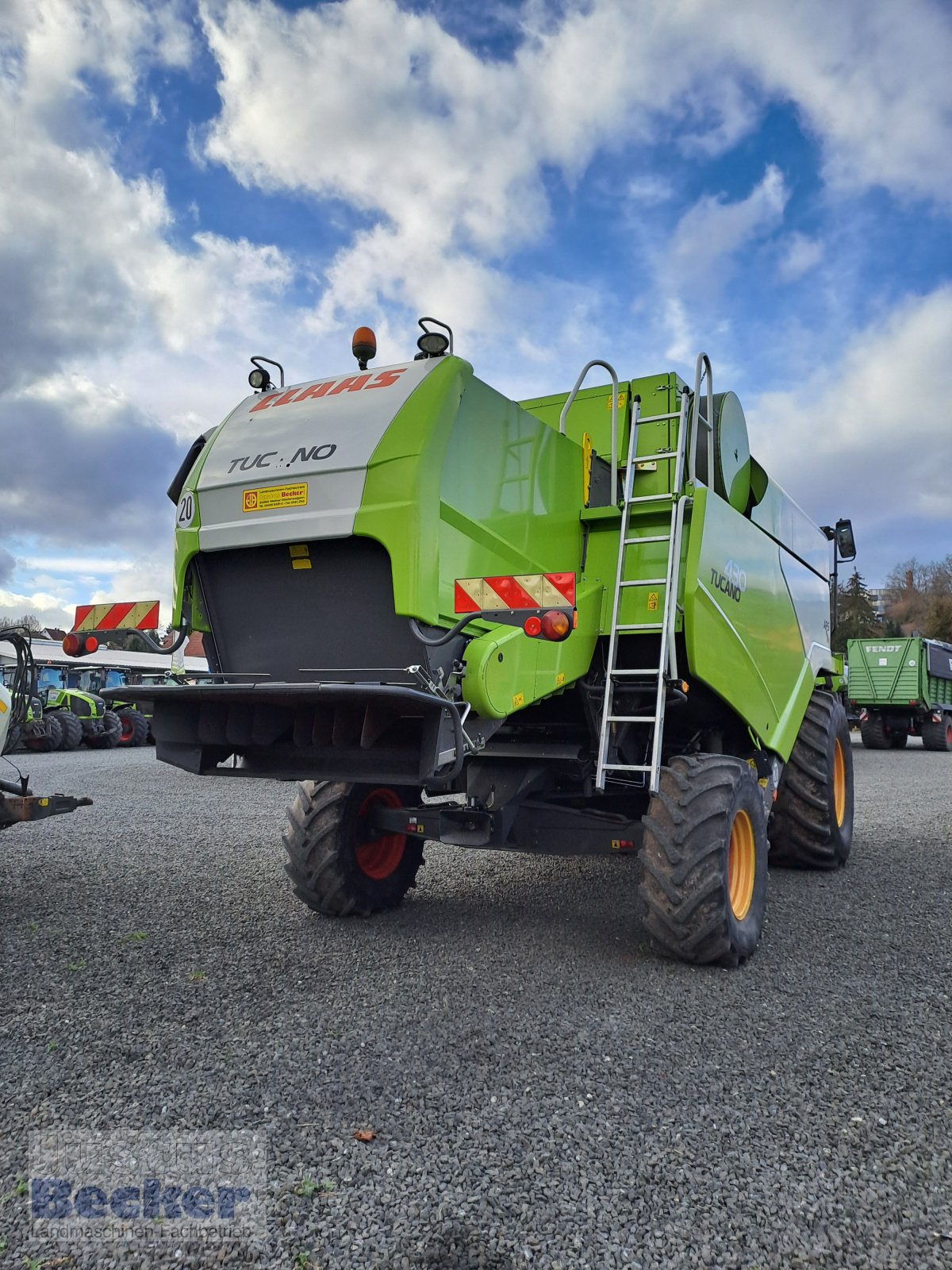 Mähdrescher of the type CLAAS Tucano 430, Gebrauchtmaschine in Weimar-Niederwalgern (Picture 5)