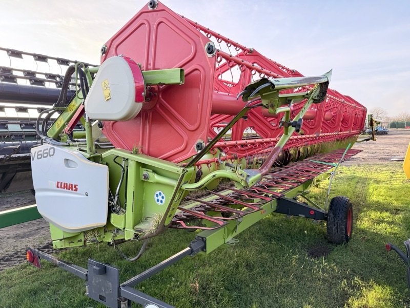 Mähdrescher typu CLAAS Tucano 430, Gebrauchtmaschine w Marxen (Zdjęcie 16)