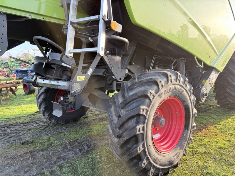 Mähdrescher typu CLAAS Tucano 430, Gebrauchtmaschine w Marxen (Zdjęcie 12)